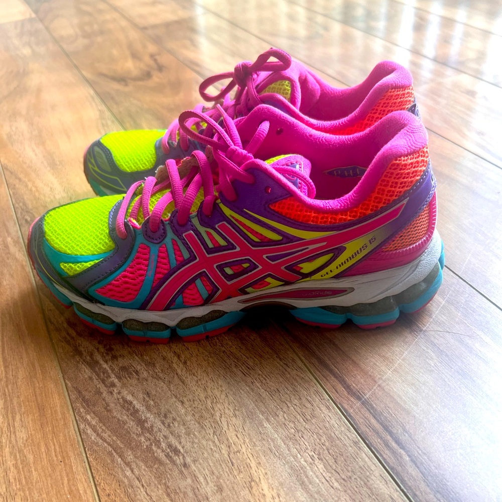 Women’s Asics Gel Nimbus 15 Sneaker